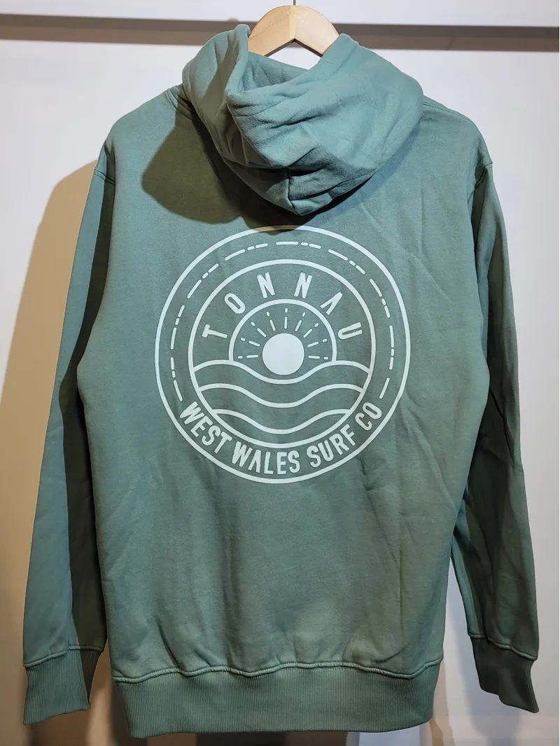 Tonnau Sun Set Monochrome Hoodie Green-1